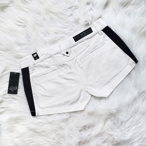 2/30$ - NWT - FOX RACING - Women's Mini Shorts - 3 - Picture 2 of 14